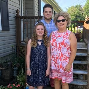 Meet your Posher, Crystal